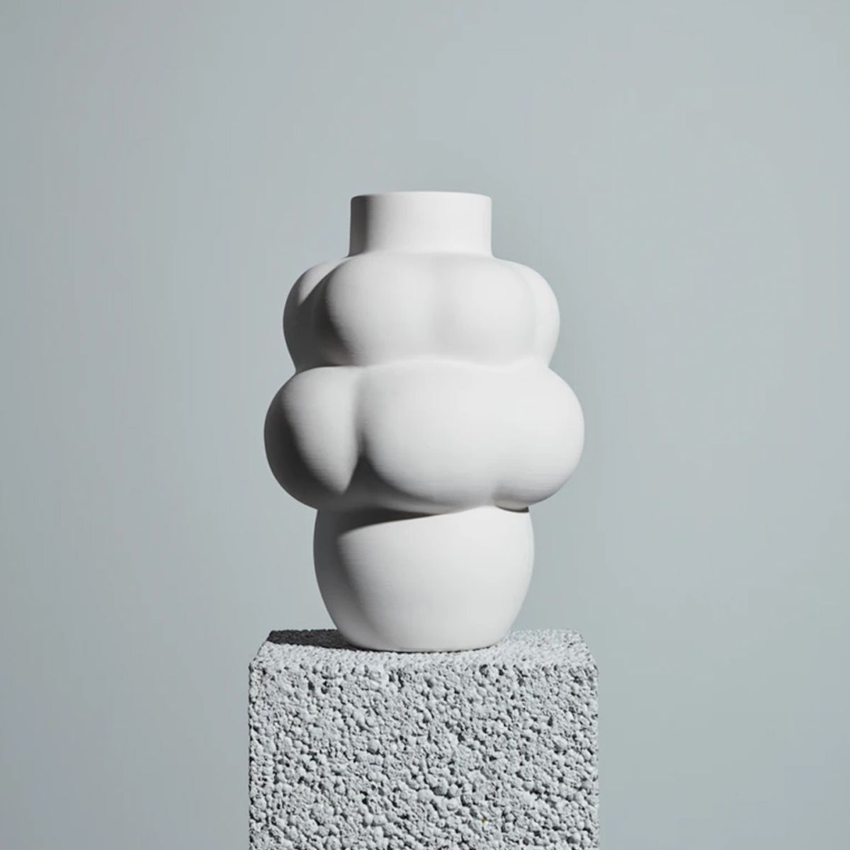 Balloon Vase 04 Raw White - Louise Roe