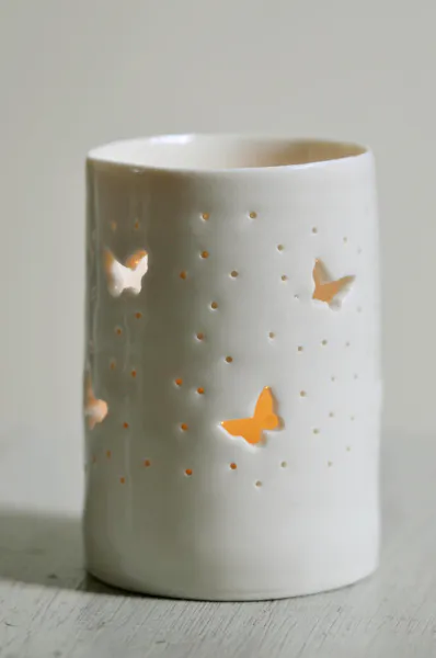 Hovedbilde Flutter maxi porcelain tealight holder - Luna ...
