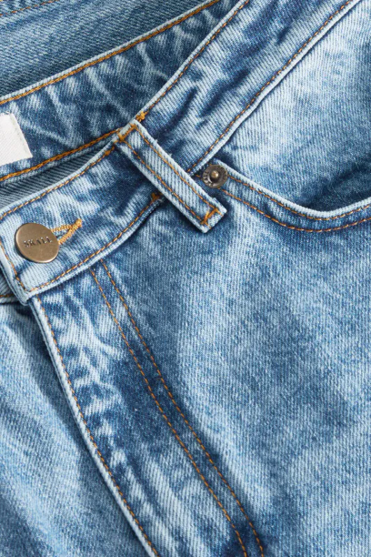 Maddy straight jeans - Worn mid blue - Skall Studio