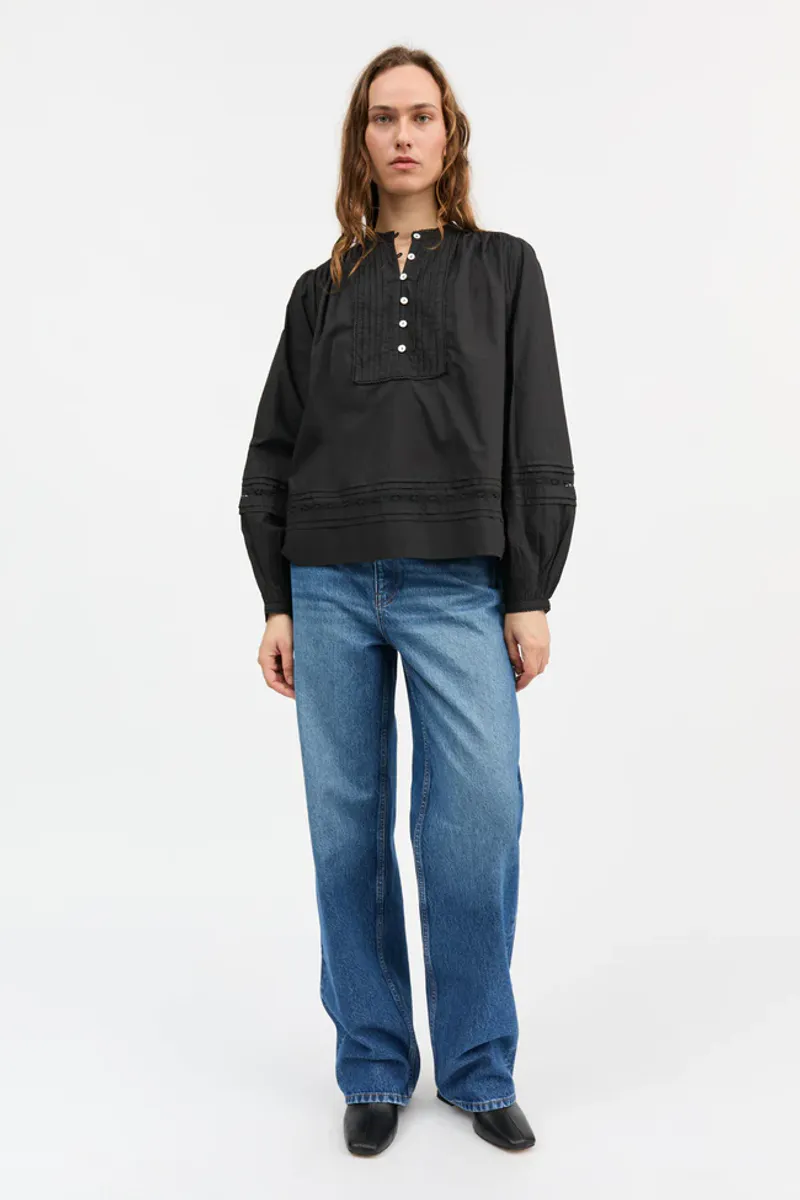 Leaf shirt - Black - Skall Studio